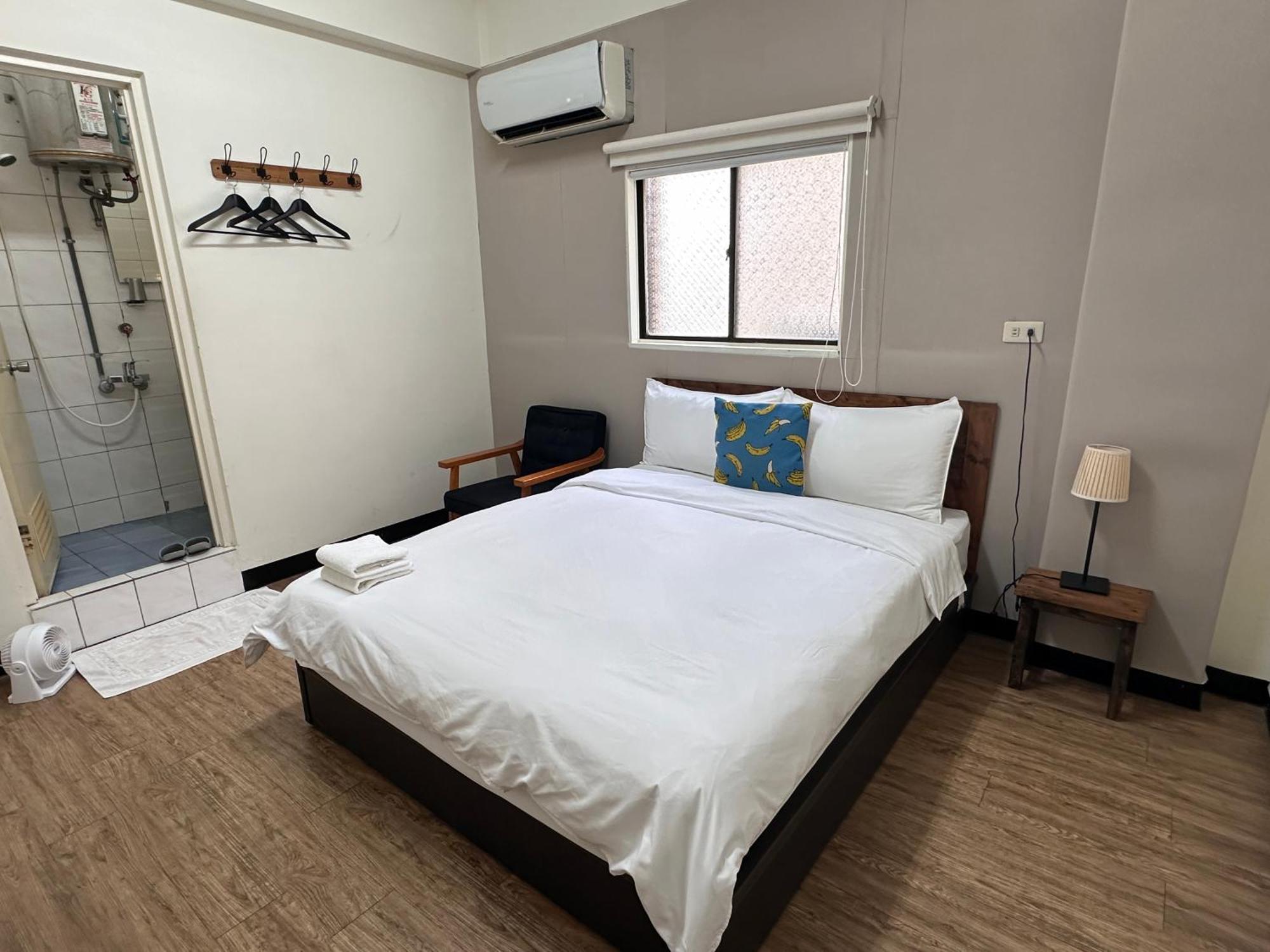 Oc Hostel Tainan Rum bild